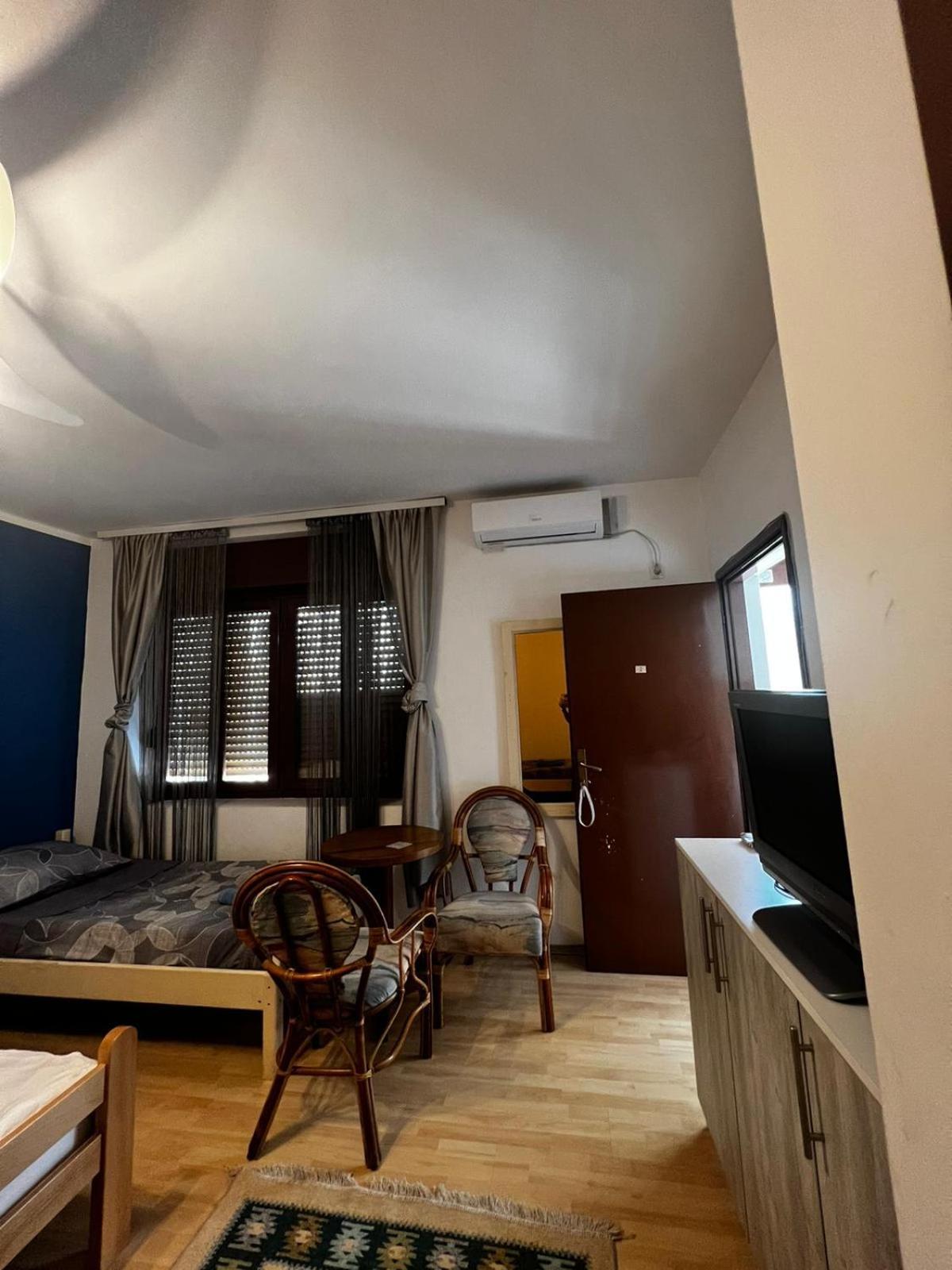 Apartments Azra Μόσταρ Εξωτερικό φωτογραφία